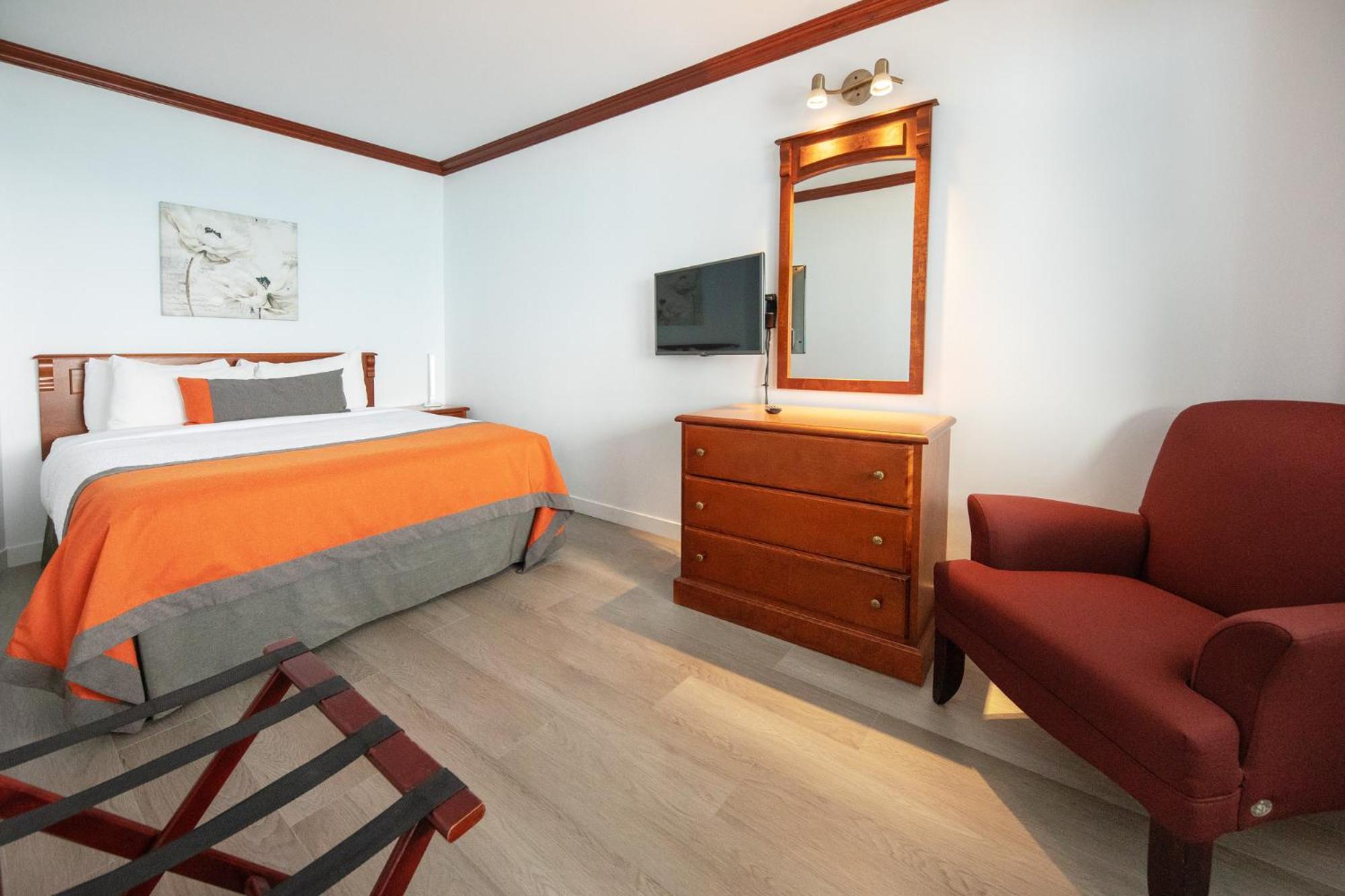 Hotel Plante Gaspe Exterior photo